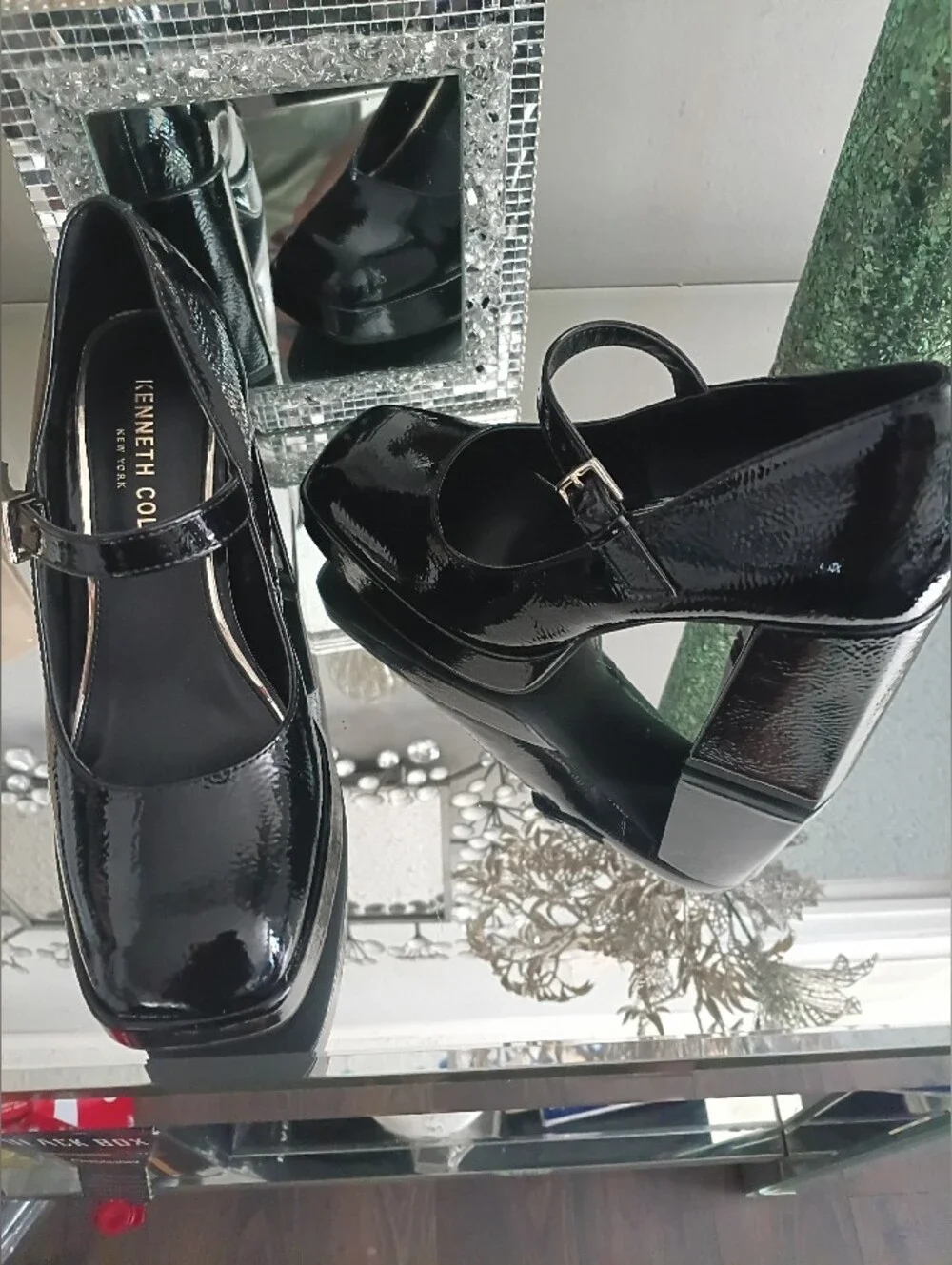 Kenneth Cole Black Patent Platform Mary Jane Pump